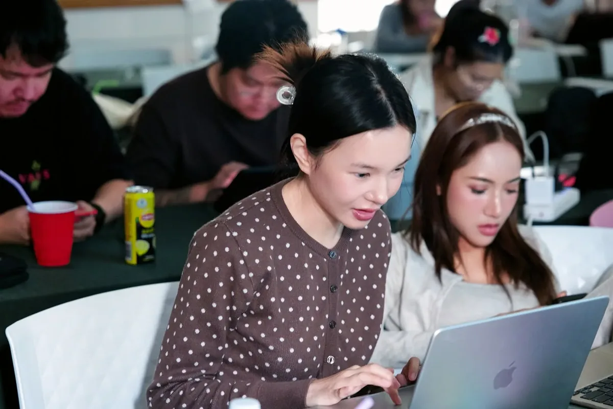 บรรยากาศห้องอบรม Private Training ผู้เรียนลงมือปฏิบัติกับโน้ตบุ๊กของตัวเอง